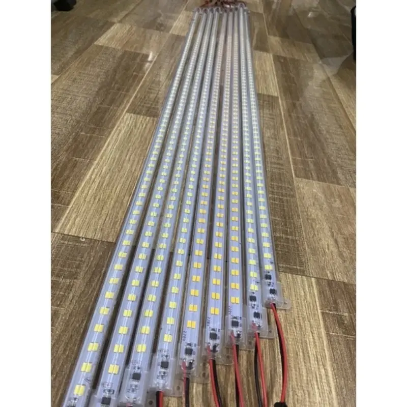Thanh Đèn Led Có Bọc Nhựa dung điện 220V 4