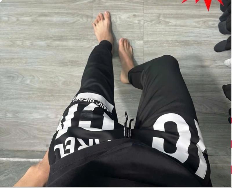  Quần Jogger Nam nữ Chữ Trắn Dành Cho ANh Em Đi Chơi 2025 