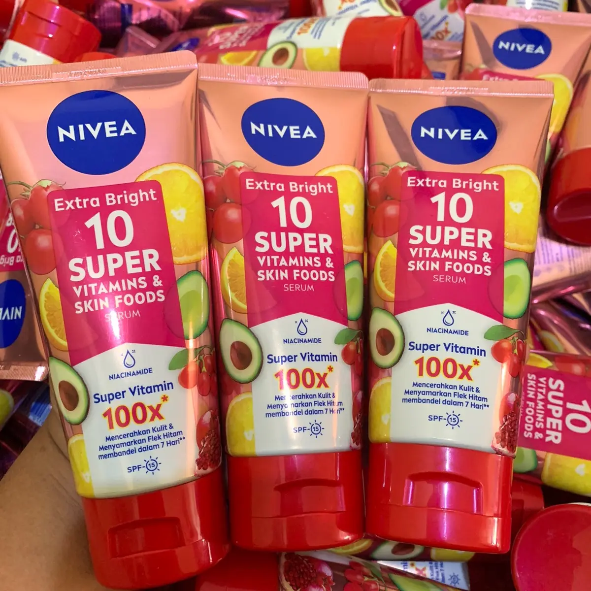 [ ISI 3 ] Nivea Extra Bright 10 Super Vitamins & Skin Food Serum 180 ml