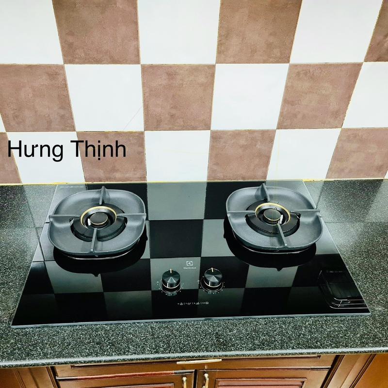  Bếp ga âm Electroluxx EHG8250BC Hàng Trưng Mẫu Đẹp 98-99% Đầu đốt tiết kiệm gaĐầu hâmVan điều áp tự động khóa gas khi ống ga bị rò rỉNấu nhanh không đen đáy nồiNgắt ga tự độngDễ vệ sinh BH 2 NĂM Bếp Từ 