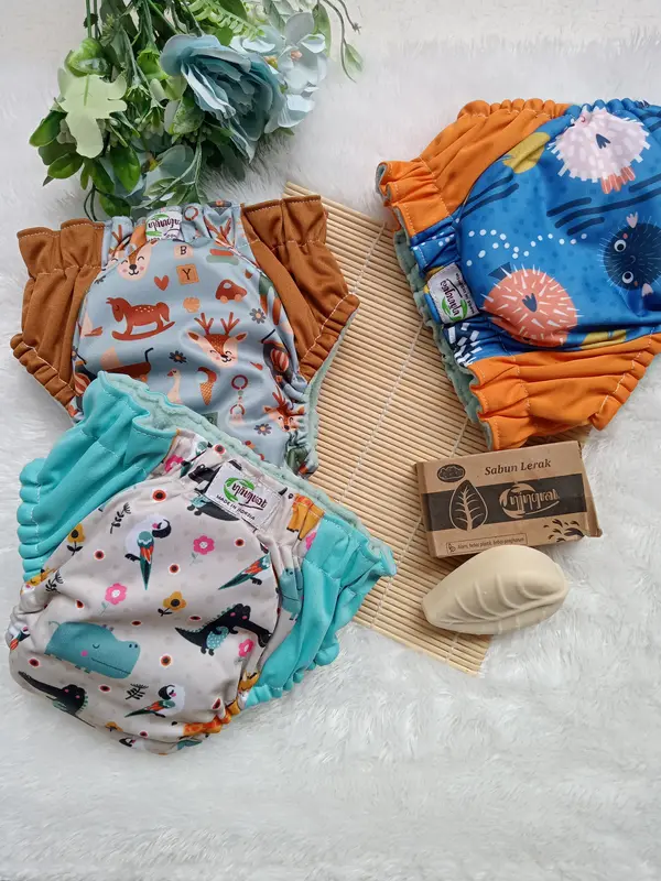 Paket hemat clodi ningrat 3 pcs aio reguler 1 lerak batang tipe celana bb 5-15 kg 0