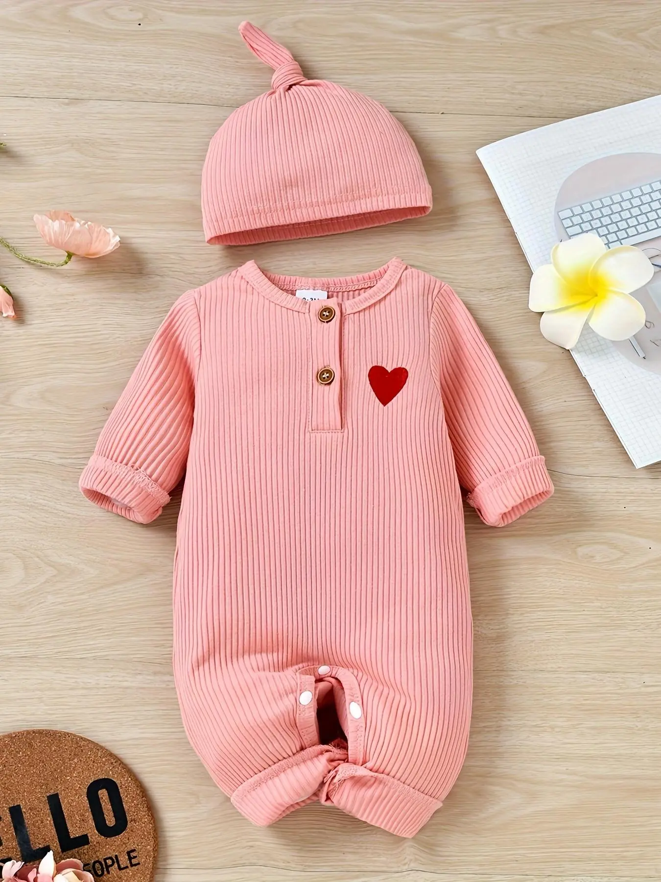 Baby's Heart Embroidered Long Sleeve Hooded Bodysuit With Hat, Comfort Cute Cozy Soft Breathable One Piece Outfits for Newborn Infant Kids, Babies Spring & Fall Clothes for Daily Wear
