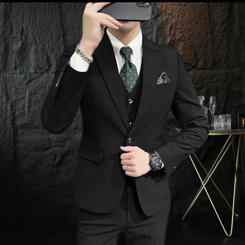 [MUA 1 ĐƯỢC 5 ] Bộ vest nam lịch lãm , vải đẹp, trẻ trung, sang trọng, tặng kèm GHIM CÀI VEST +TẶNG CAVAT+ TẶNG QUẦN LÓT Kem Á Áo Menswear