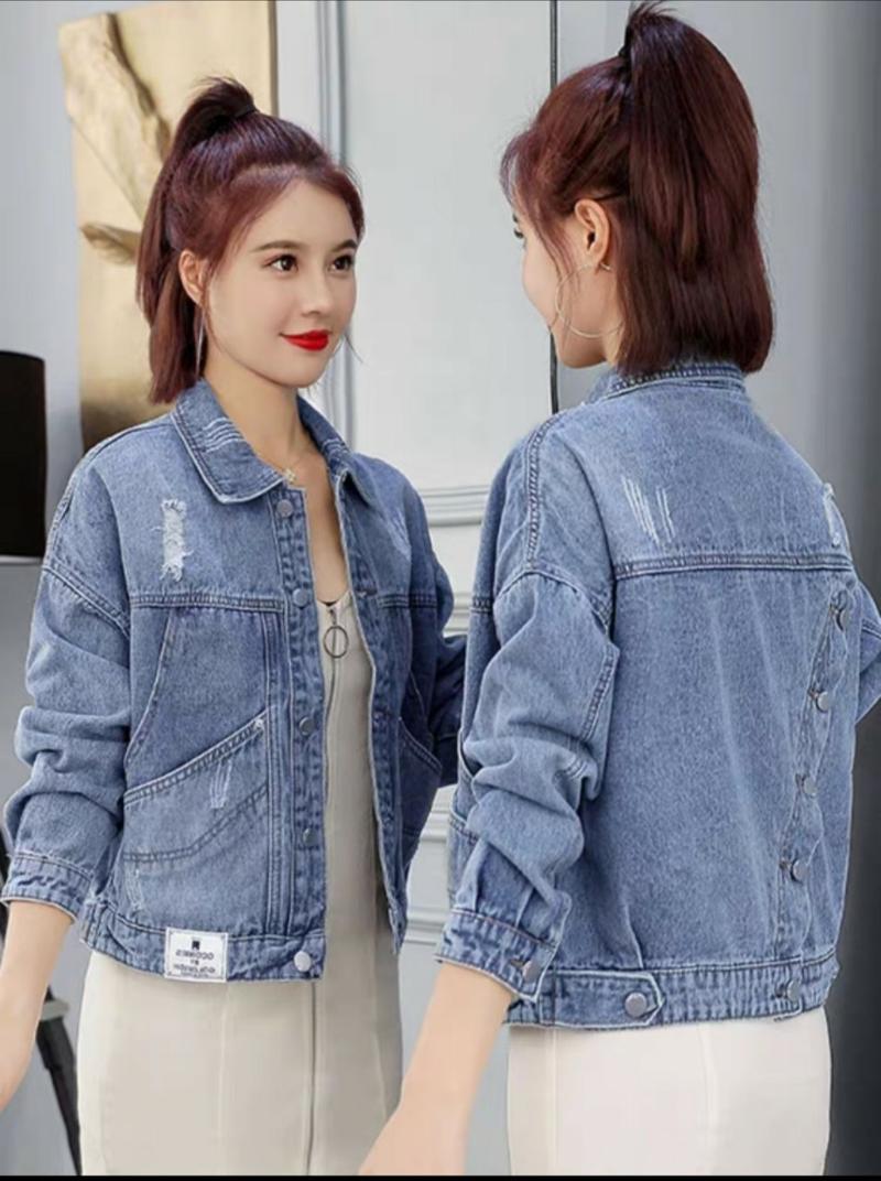 Product Introduction of Áo khoác jean nữ màu đen có túi ngoài phối tà chéo form croptop và vừa size 39-4kg BB Lady.Shop 13