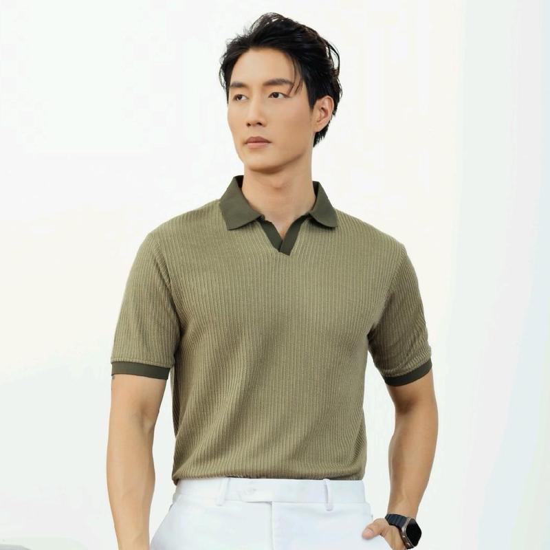 Áo Polo "cổ V" OTIS STAR, vải dệt lưới tổ ong. Chất vải mềm mịn hạn chế nhăn. Form Regular Fit. Định lượng 250gsm