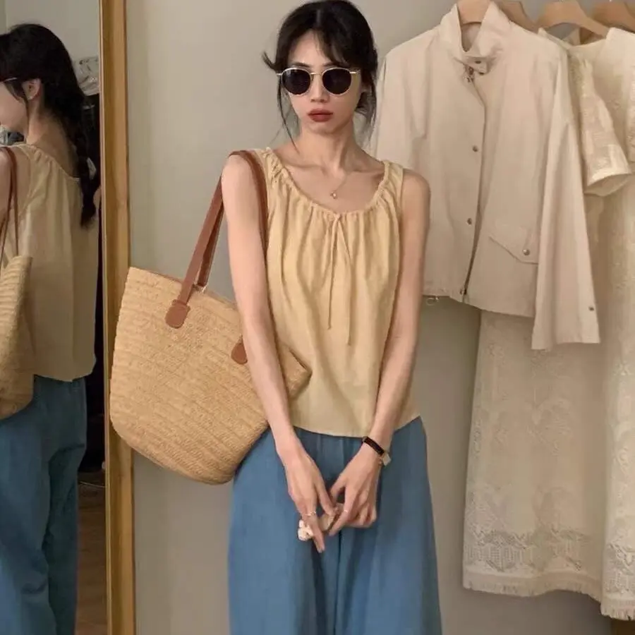 Áo sát nách korea dáng ngắn