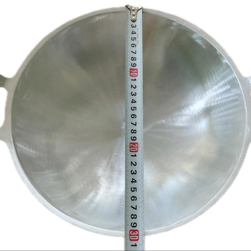 Chảo gang đáy chủm 30 cm, đúc quai liền nguyên khối