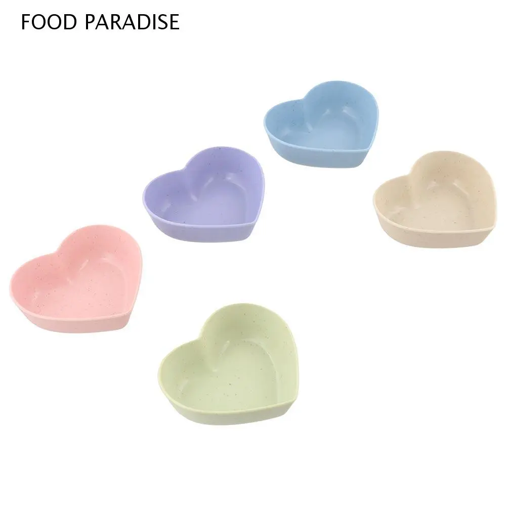 FOOD PARADISE Creative Wheat Straw Heart Shape Seasoning Dish Mini Washable Salted Cabbage Dish Nordic Style Unbreakable Soy Sauce Dishes for Kitchen