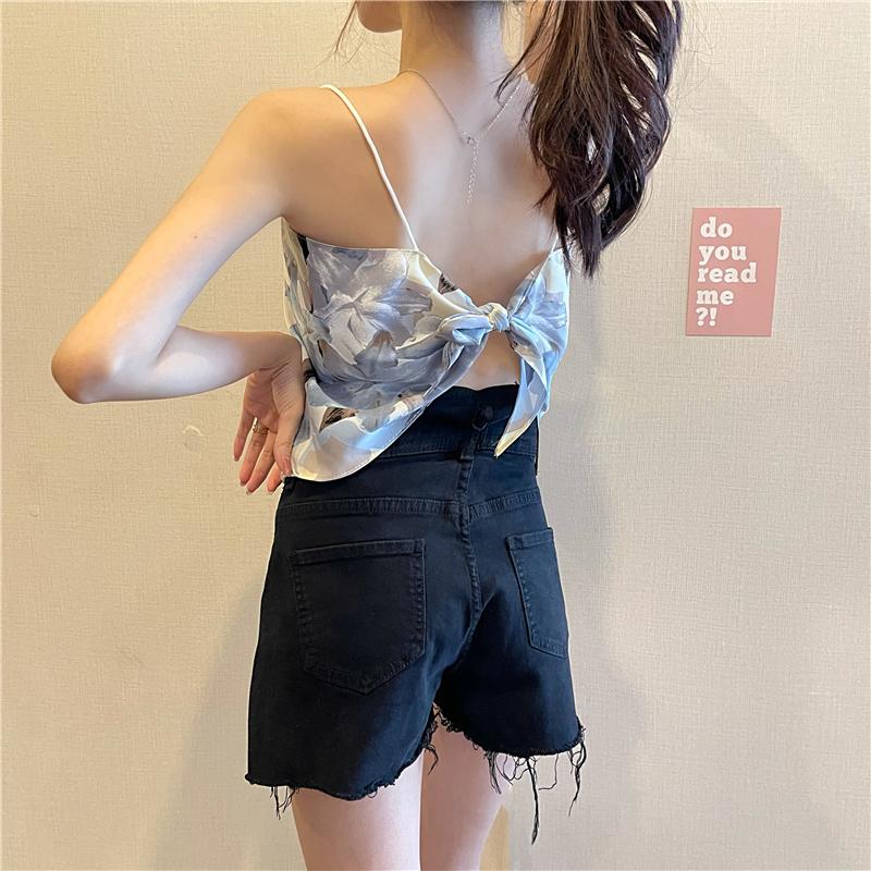 Product Introduction of Women Tie Knot Back Camisole, Spaghetti Strap Sleeveless Floral Print Hanky Hem Cami Tops 21