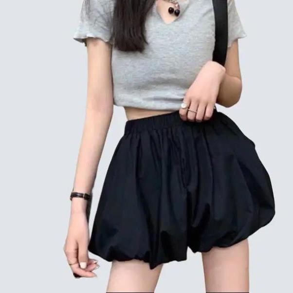 Quần đùi bí ngô dáng bồng bềnh voan lụa mềm mịn cho nàng từ 40-55kg - Màu Đen Nữ Women