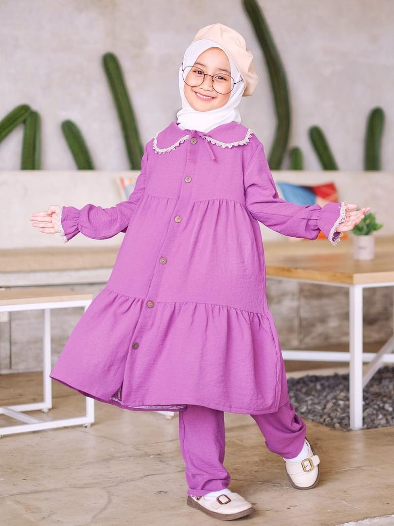 Product Introduction of Baju One Set Setelan Stelan Celana Panjang Dan Atasan Tunik  Wanita Dewasa Muslim Crinkle Crengkle Kringkel Airflow Couple Ibu Dan Anak Perempuan Terbaru Kekinian Cantik Simple Elegant Pasangan Mewah Keluarga Polos 18