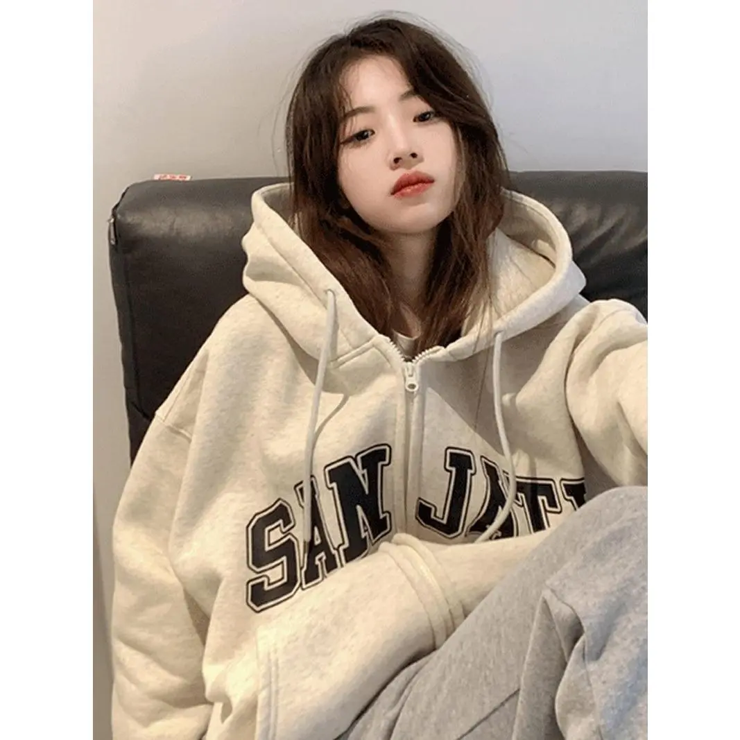 Áo Len Cardigan Có Mũ Trùm Đầu, Phong Cách Mỹ, Hợp Xu hướng, Thích Hợp Cho Các Cặp Đôi, Trang Phục Mùa Đông, Cổ Điển, Ngoại Cỡ, Dáng Rộng Vừa Vặn, Áo Nữ, Có Khóa Kéo Top Women