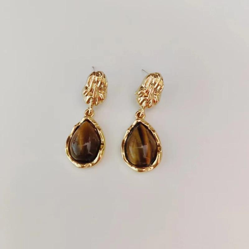 Retrotiger's eye stone water drop rings light luxury niche high end rings temperament versatile rings jewellery  singapore 3