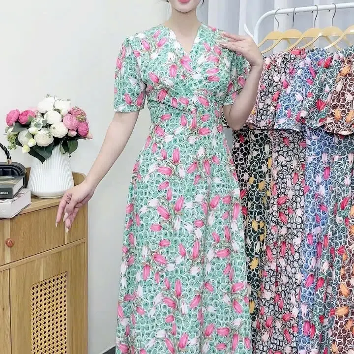 Váy lụa tay lỡ cho ngày Tết - Thương hiệu  Women 7