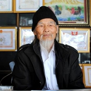 Cao Dán Xương Khớp Cụ Tòng