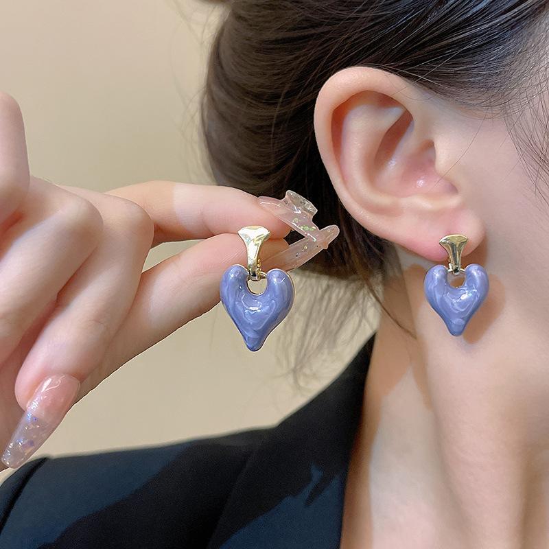 Product Introduction of Sterling Silver Needle Internet Celebrity Live Broadcast Hot-Sale Earrings Stall Supplies for Night Market All-Match Fashion Earrings Ear Rings Wholesale 15