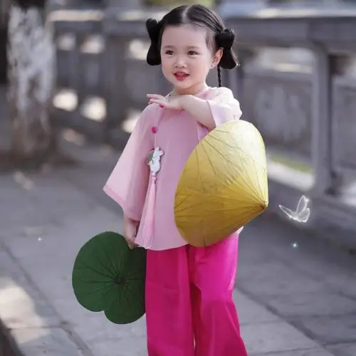 S282 - Bộ Quần Áo Lụa Cổ Tròn Đính Cúc (tag thỏ) cho Mẹ và Bé Gái