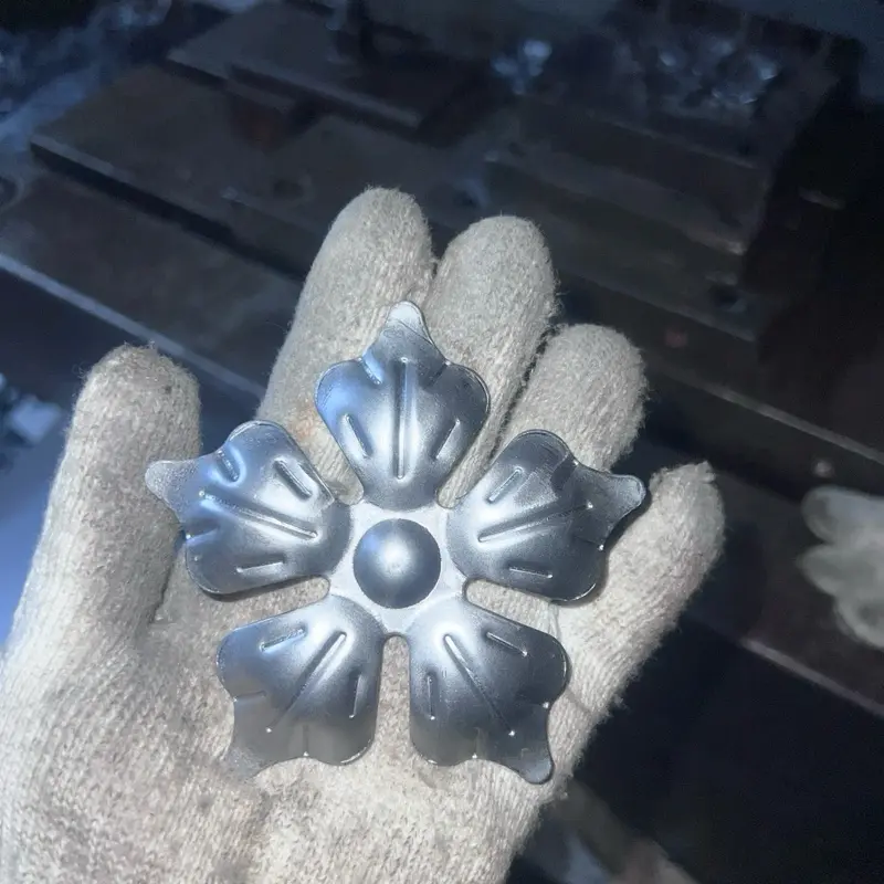 Hoa sắt mỹ thuật hoa phượng