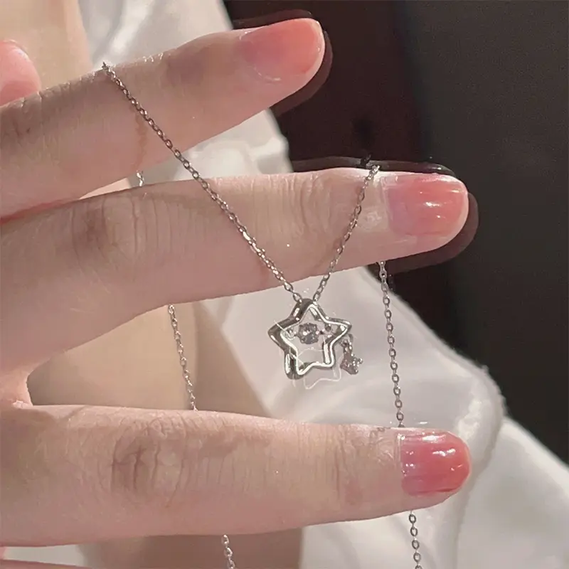 Fresh Hollow Star Necklace Fashion Shiny  Pendants For Girl Women Chains Personality Aesthetic Design Necklaces Jewelry