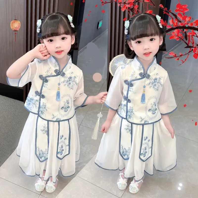 [KIDSFASHIONKOLEKSI] Setelan Anak Perempuan Cheonsam Motif Biru Putih Free Accesoris , Jepit &Tato 0