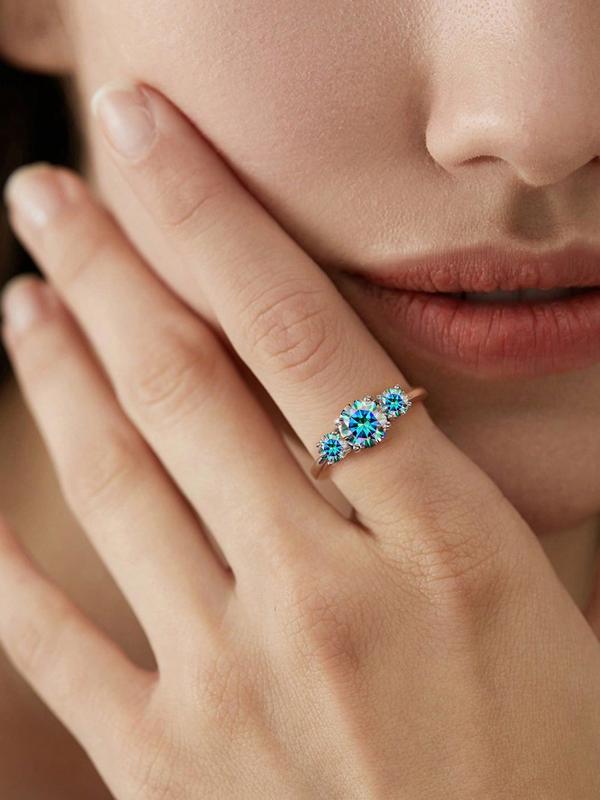 Product Introduction of 【#106】925 Sterling Silver Three-stone Setting Moissanite Ring 6