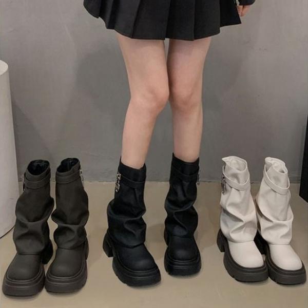 【Vận chuyển hàng Việt Nam Bốt Quần Y2K JINxCHOY Thời Trang Và Dễ Phối Đồ Phong Cách Anh Quốc Bốt Martin Đế Xuồng Mùa Thu Và Mùa Đông Hàng Mới Về Gót Trung Bình Chất Liệu Pu Dây Zip Bên Hông Mũi Tròn Bốt Giữa Bốt Nữ SS24 Shoes Boot GiàY Women