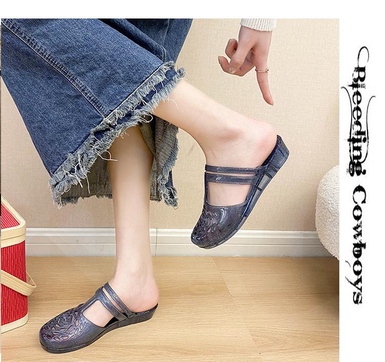 Product Introduction of Dép Lê Thời Trang, Xuyên Biên Giới, Dành Cho Nữ, Mặc Ngoài Trời Mùa Hè, Mũi Tròn, Khoét Lỗ Phẳng, Màu Trơn Chất Liệu PVC Trong Suốt, Phong Cách Thường Ngày Dép Lười Nữ 15