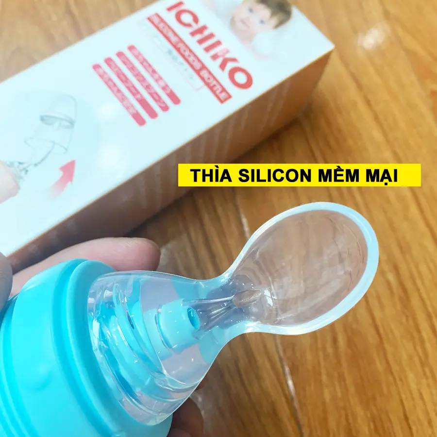 Bình bón sữa thìa ăn dặm silicone ICHIKO Nhật Bản cho bé có vạch chia ml , bón cháo, đút bột ,uống sữa dung tích 120ml