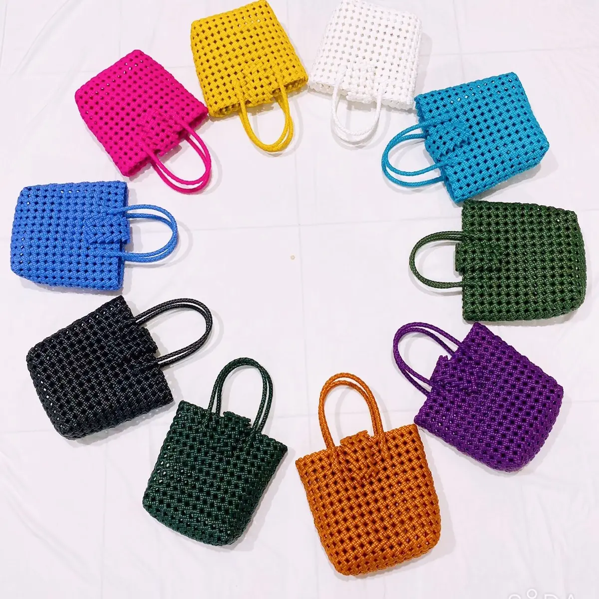 Tas Anyam Plastik Mawar