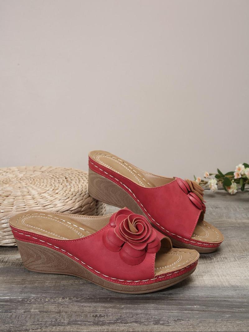 Product Introduction of Women's Fashionable Flower Decorated Platform Sandals, Casual Comfortable Wedge Sandals for Summer, Lightweight Fashionable Shoes for Daily Wear 8
