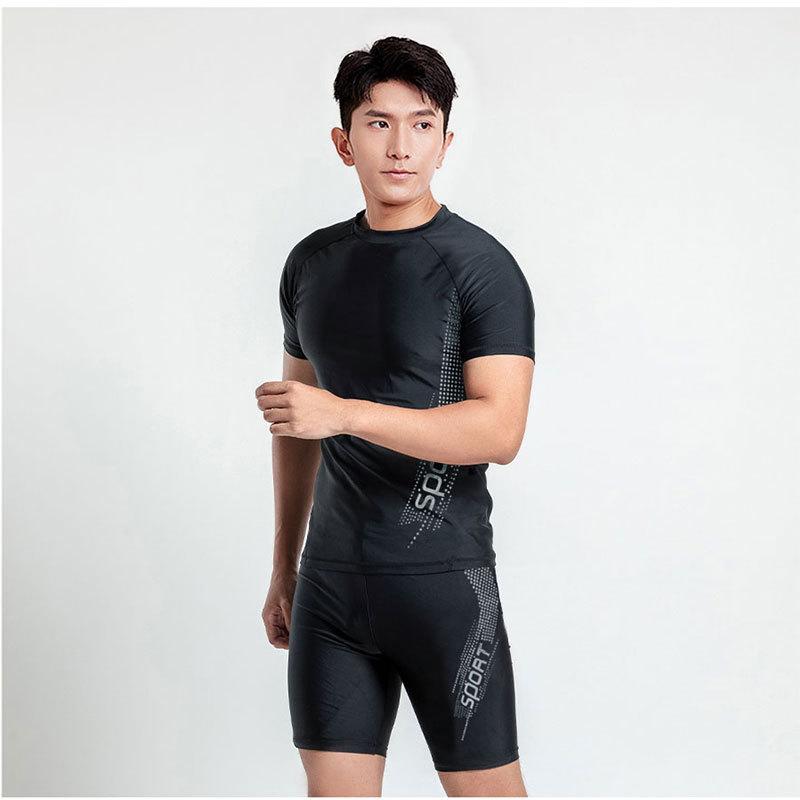 Product Introduction of Đồ bơi nam dáng lừng tay ngắn 2