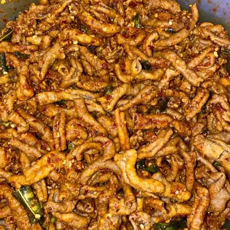 500gr KERIPIK USUS CRISPY PEDAS DAUN JERUK SUPER RENYAH ENAK VIRAL