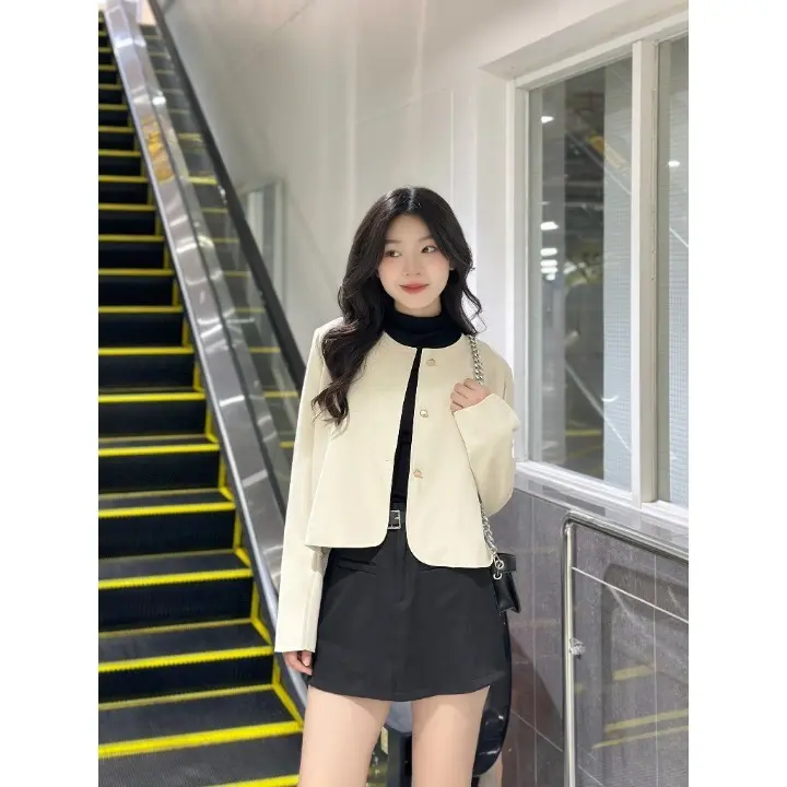 Áo khoác vest blazer nữ trơn khuy đồng cổ tròn một túi trước cá tính