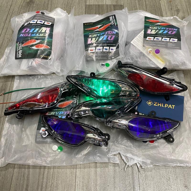 Đèn xi nhan trước ZHIPAT kèm bóng led chạy audi cho wave A 100/110cc