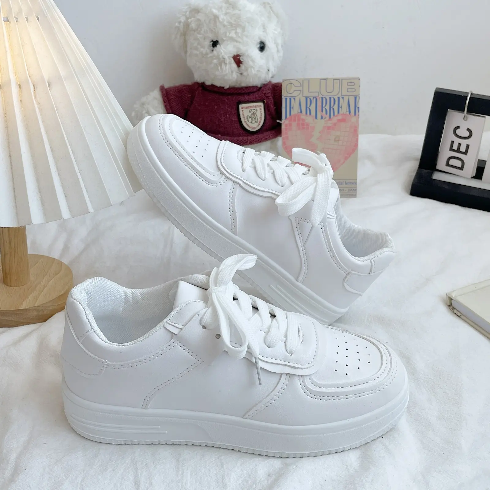 Spring 2024 New Warm Color All-Match White Shoes Women's Shoes Sports Casual Borad Shoes Ins Trendy Popular White Shoes