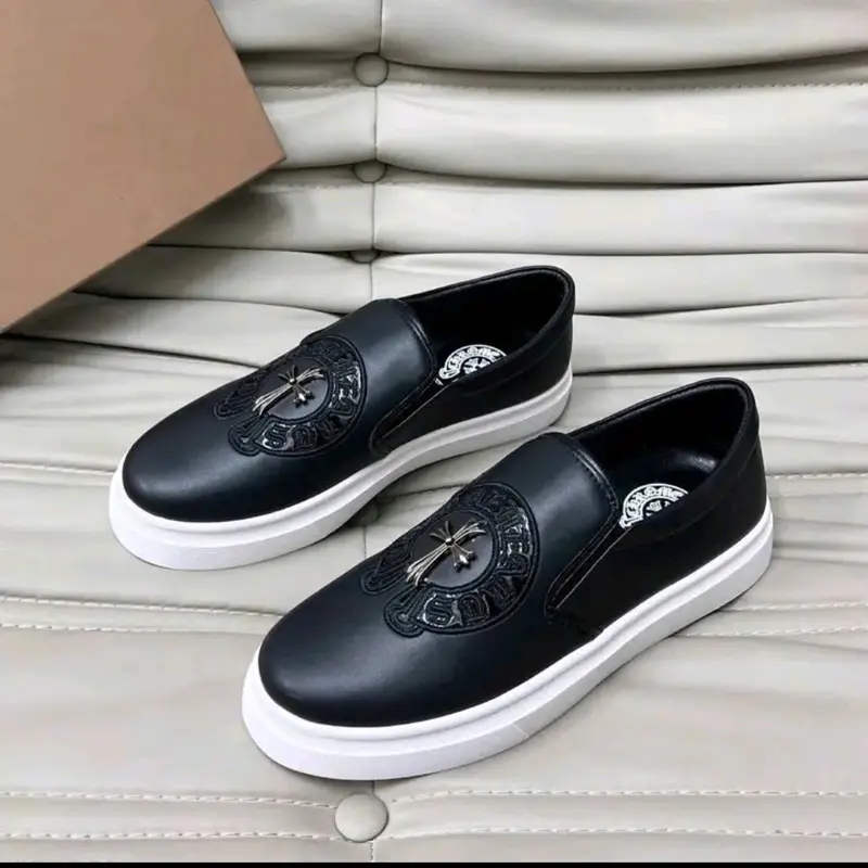 Giầy Slipon họa tiết chữ thập full size 36-43 có sẵn 0