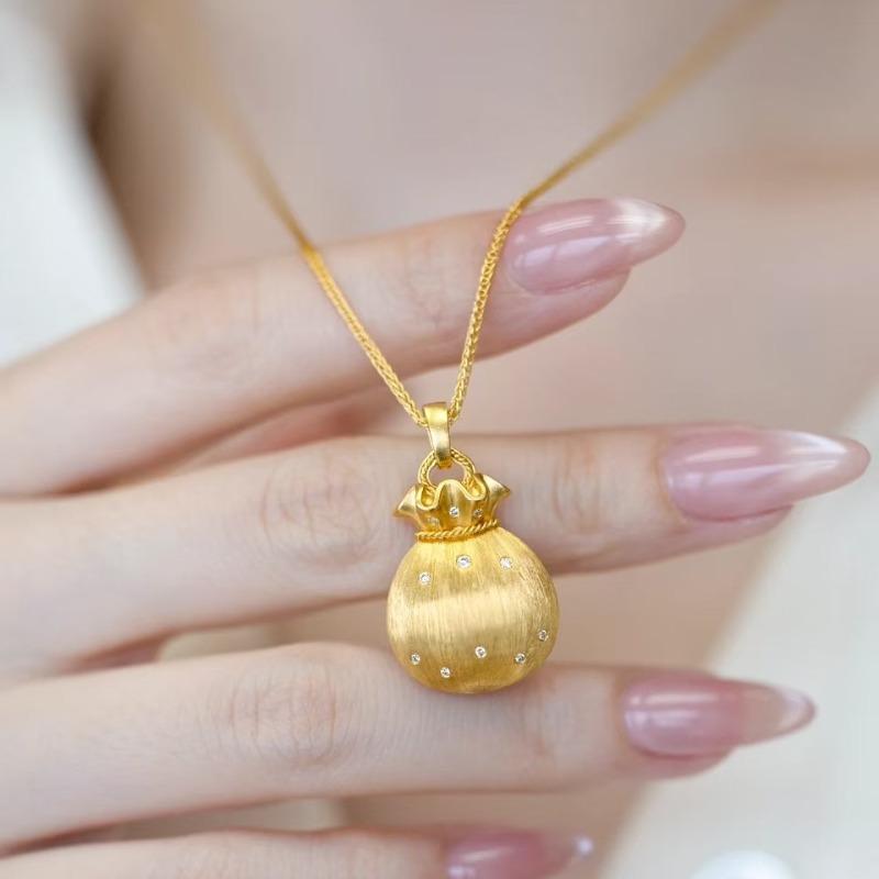 Product Introduction of 1pc Chinese Style 14K Golden Plated Alloy Drawstring Bag Pendant Necklace with Artificial Crystal Accents for Women - Autumn Daily Wear, Mardi Gras Day Gift for Wealth and Prosperity, Carnival/Mardi Gras/Masquerade 2