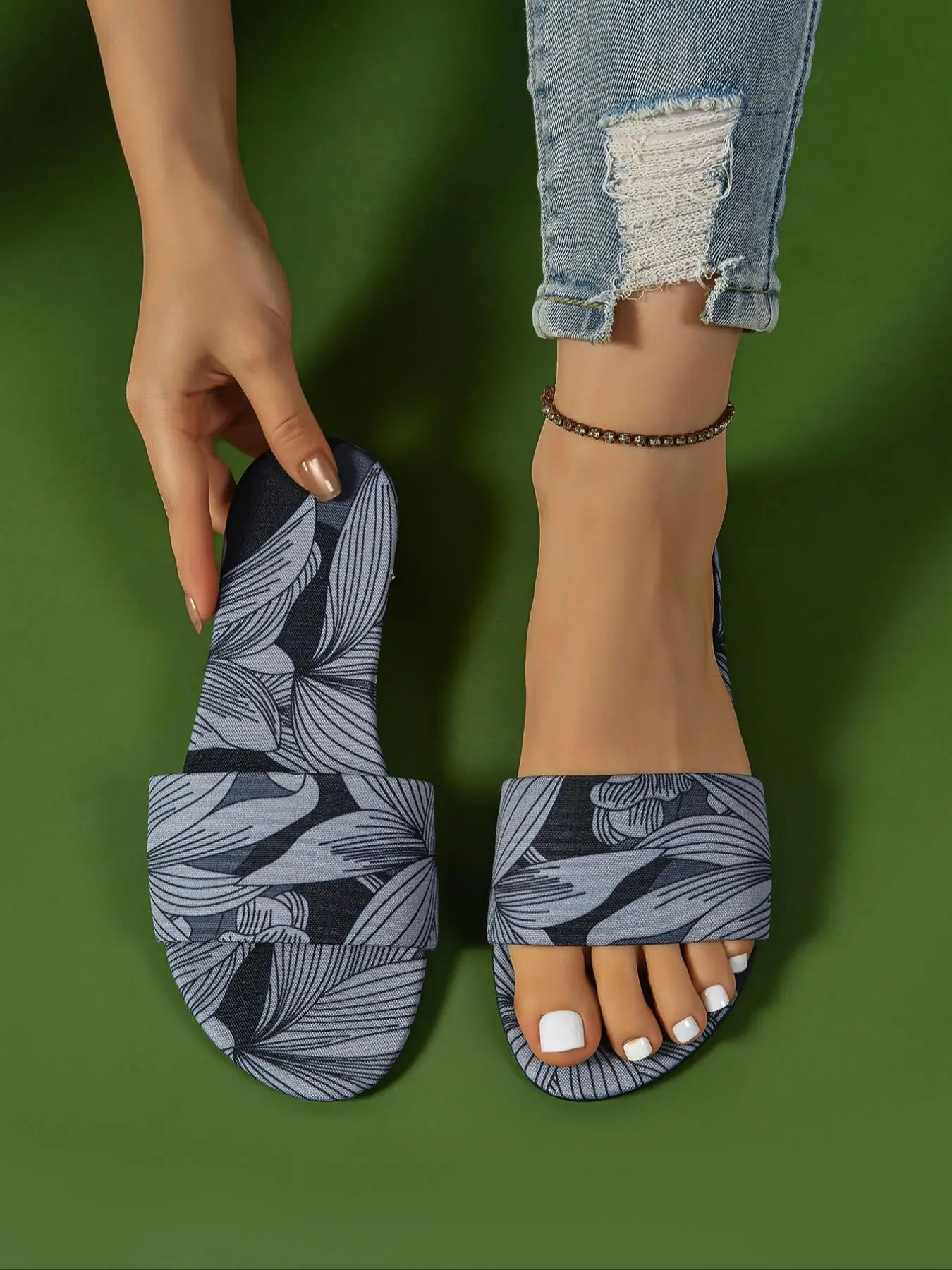 Women's Floral Print Slides, Casual Comfortable Non-slip Slippers for Summer, Female All-match Round Toe Slippers for Beach, Footwear