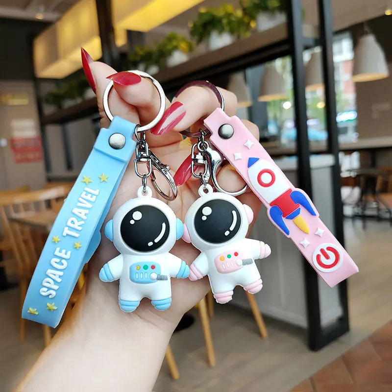 Astronaut Keychain Cute Girl Heart Cartoon Doll Creative Soft Plastic Astronaut Male and Female Couple Bag Pendant Bell Amethyst Bell Amethyst
