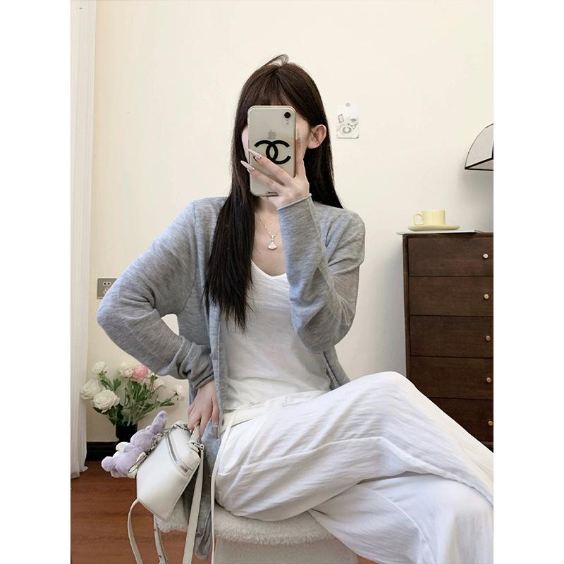 Áo Cardigan Dệt Kim, Màu Xám, Dáng Rộng Vừa Vặn, Dáng Rộng Vừa Vặn, Thiết Kế Nữ Hoàng Moses / Nữ Hoàng Mercy, Thanh Lịch, Chống Nắng, Áo Sơ Mi Điều Hòa Không Khí, Phong Cách 2025, # 59829