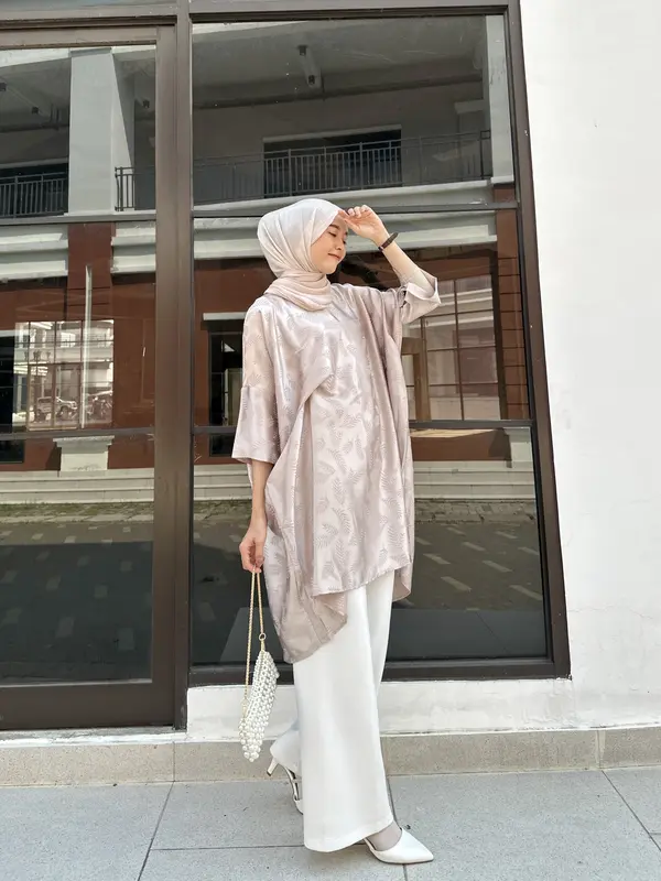 SILMI KAFTAN - KAFTAN PREMIUM WANITA - TUNIK KAFTAN - KAFTAN HITAM - KAFTAN PUTIH -TUNIK LEBARAN - OUTFIT LEBARAN 2025 - BAJU LEBARAN 2025 5