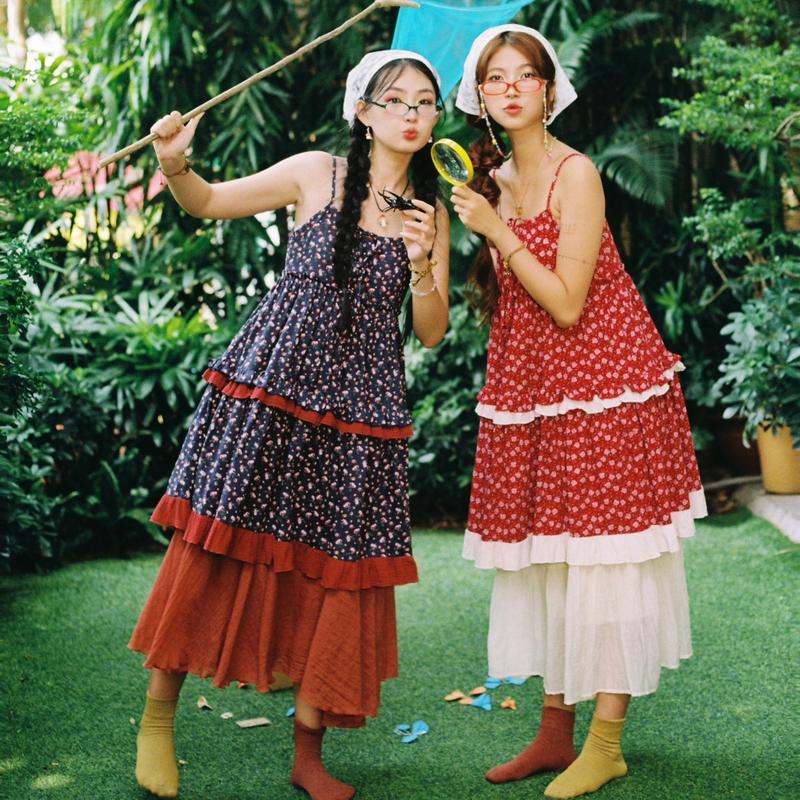 Váy 2 Dây Babydoll Đỏ Hoa Nhí MORICHAN Hội Vintage