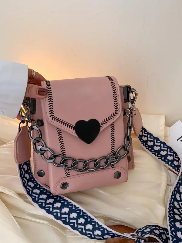 Fashion Chain Decorated Heart Decor Crossbody Bag Women, Simple Vintage Flap Shoulder Bag for Women, Casual Trendy Versatile High-quality Daily Commuting Bag, Girl Fashionable Shopping Bag 2