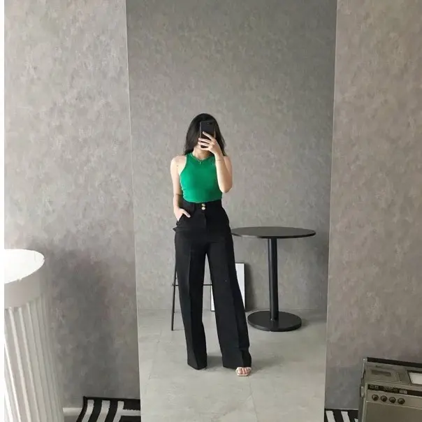 BASIC GREEN TANKTOP ALLSIZE / TANKTOP CROP 0