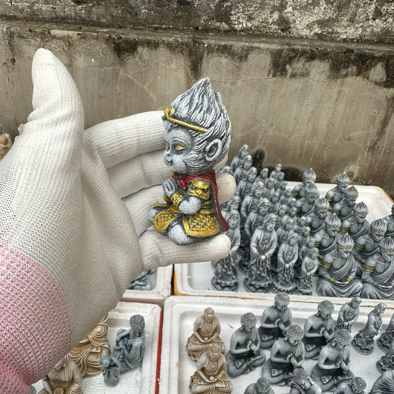 Tượng tôn ngộ không 8cm. Trang trí hồ cá thuỷ sinh , bán cạn , thác nước , non bộ , thác khói trầm hương, tiểu cảnh,terrarium... 2