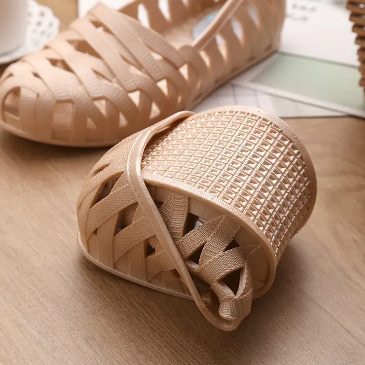 Giày nhựa nữ đi mưa đi biển lội nước chất liệu siêu nhẹ êm chân Shoes 1