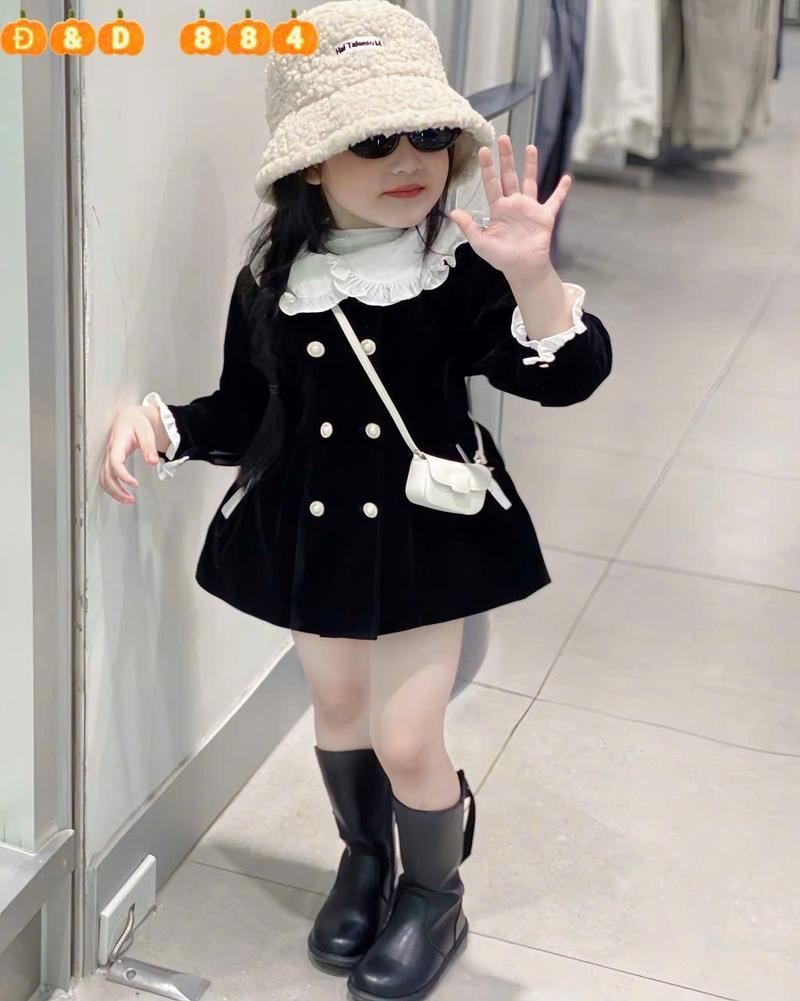 Product Introduction of Áo khoác nhung dáng váy 2 lớp bé gái size 8-30kg . 2