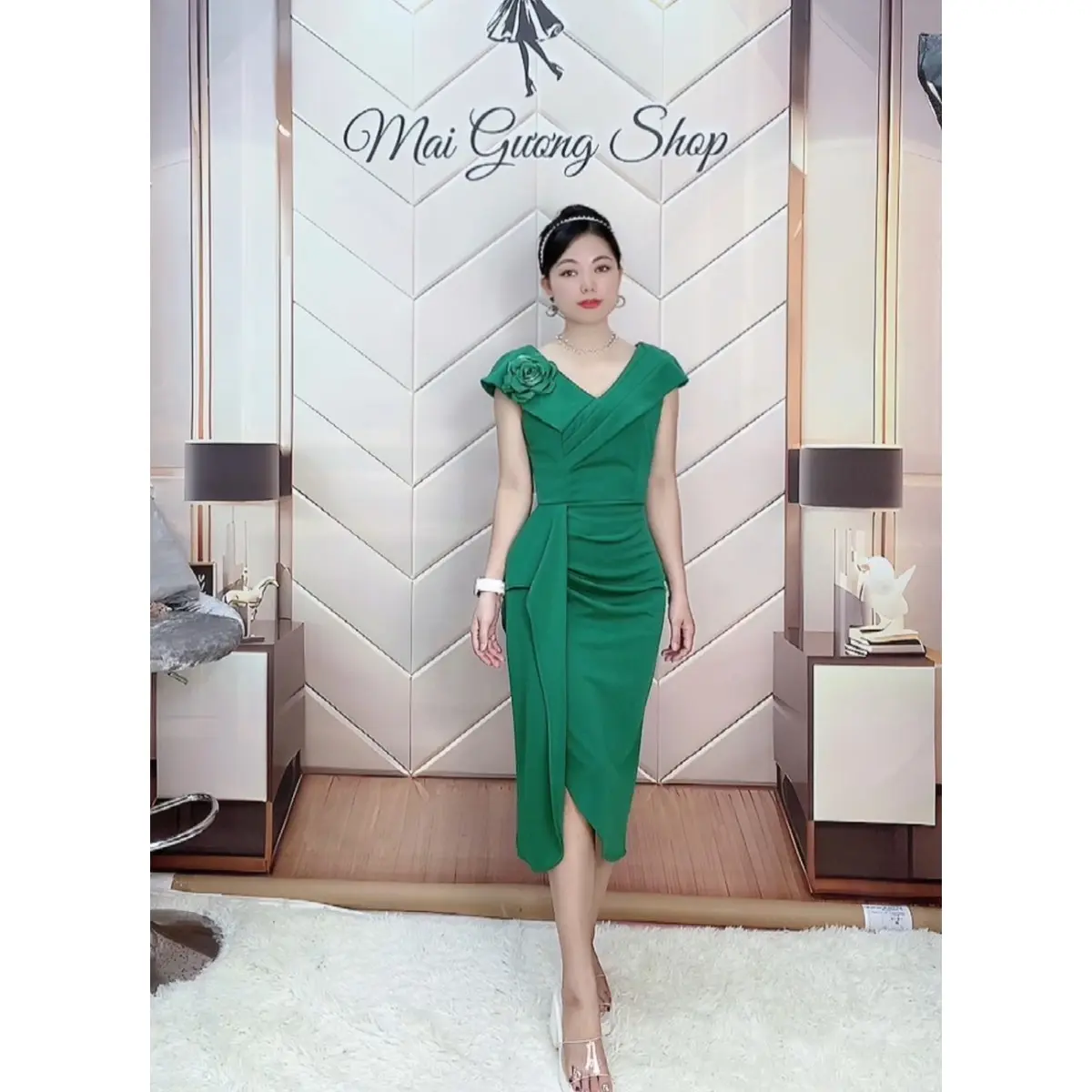 Mai Gương Shop V3370 Váy Thiết Kế Body Dự Tiệc Cổ Tim Chiết Ly Che Bụng Tôn Dáng