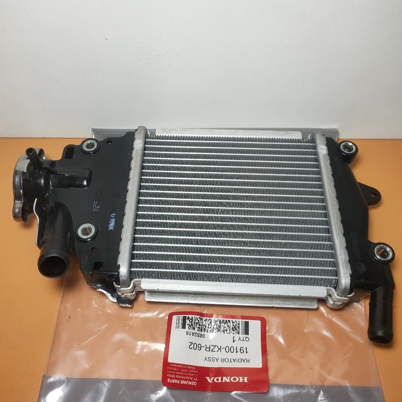 Product Introduction of Radiator Assy kzr Honda Vario 125 vario 150 old motorcycle Asli Engine Foto Kendaraan 9