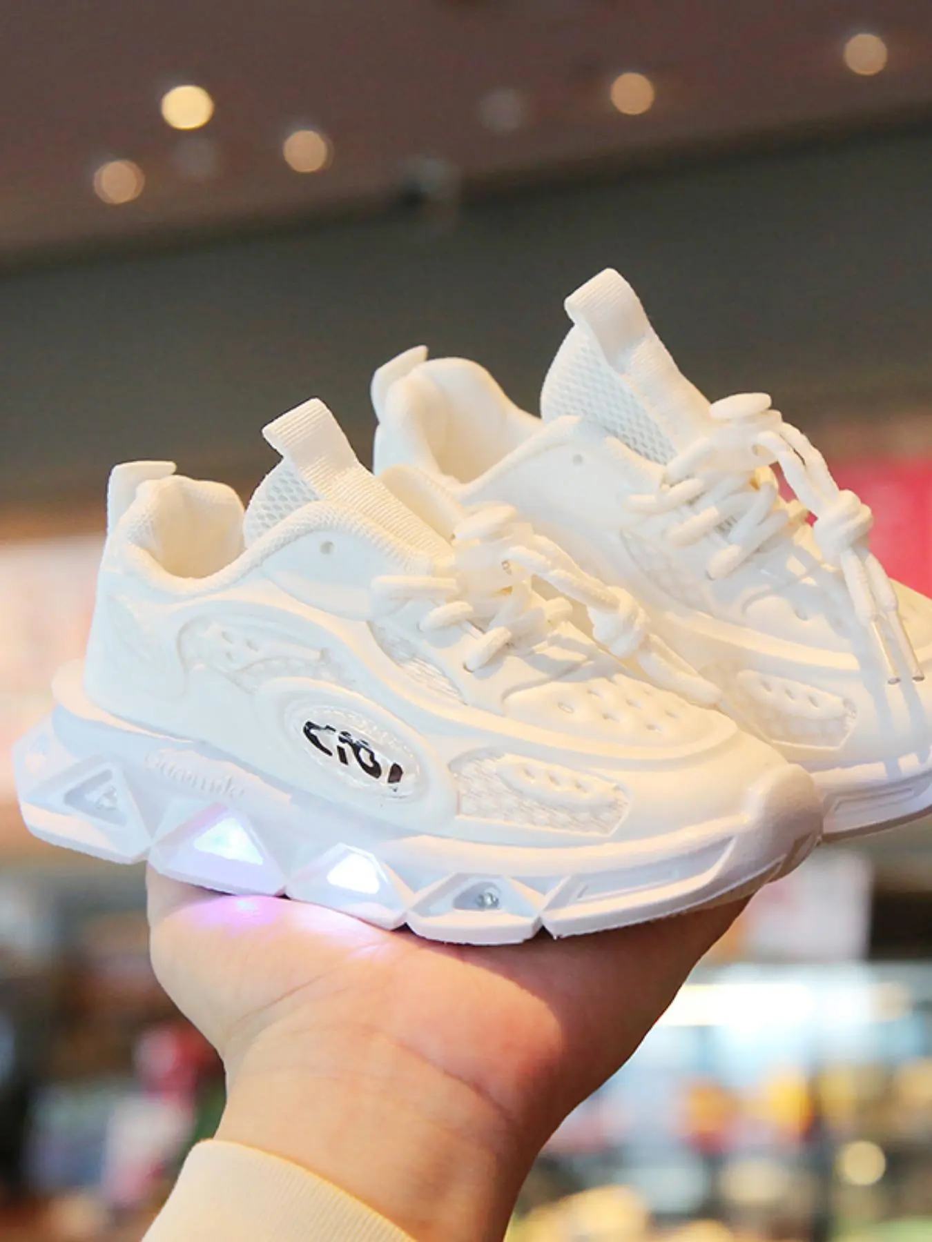 Fashionable Luminous Sneakers, Casual Breathable Comfortable Sports Running Shoes, Lightweight Soft Sole Shoes for Boys & Girls